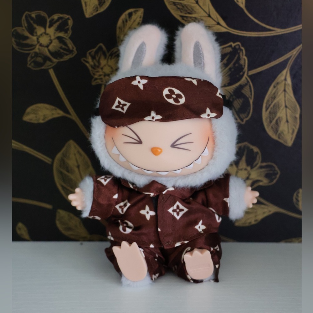 Labubu Clothes Brown Pajama Set (DOLL NOT INCLUDED)